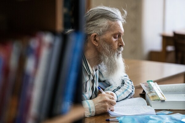 Выступление выпускников «Серебряного университета»