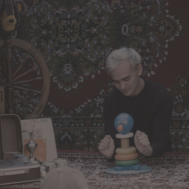 «Лавка удивительного человека». Спектакль в жанре театра предмета