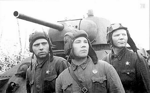 «Повседневная жизнь советских и немецких танкистов на Восточном фронте»