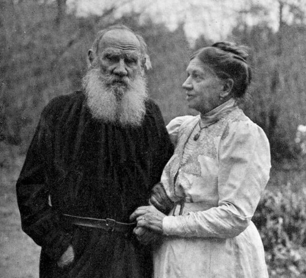 «Русский писатель на rendez-vous: Лев Толстой». Лекция Ирины Стрельниковой